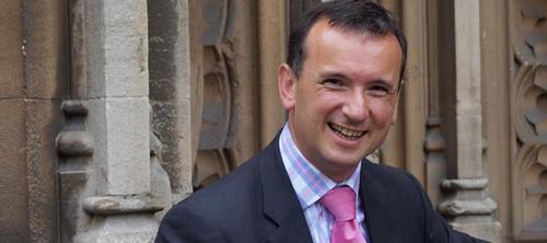 The Commonwealth Games could 'pump millions of pounds' into the Welsh economy said Cairns / aluncairns.com