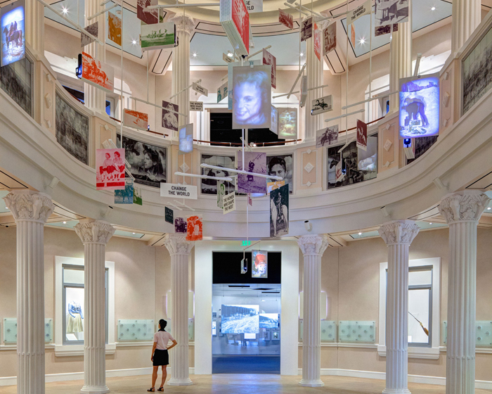 A view of the new mobile and gallery beyond at the National Cowgirl Museum, Texas / Craig Kuhner
