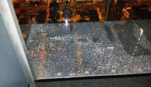 While the damage may look frightening, Skydeck officials said guests were never in any real danger / Alejandro Garibay
