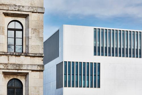 The white cube design represents a counterpoint to the still existing Nazi Party buildings in its vicinity / Jens Weber