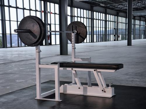 Does this Kickstarter campaign spell the end of the gym spotter?
