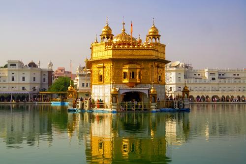 Golden Temple in Amritsar, India / alexpro9500 / Shutterstock.com