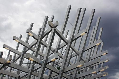 J. Mayer H.’s timber construction uses bar profiles / J. MAYER H. und Partner, Architekten
