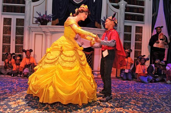 Beauty and the Beast is an intimate and personal show that successfully involves guests in re-enacting the story alongside the Disney characters / Photo: © disney