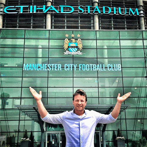 Man City signs up Jamie Oliver for catering deal