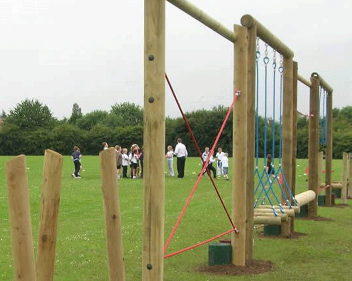 CLS created a bespoke outdoor gyms for the Jarrow Trim Trail / 