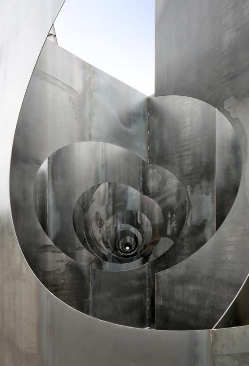 / Filip Dujardin