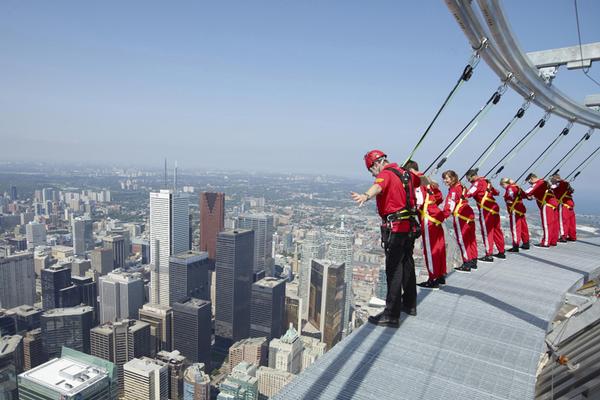 EdgeWalk was introduced to the CN Tower in 2011 and enables visitors to walk around the tower’s outside ledge / Photo: ©www.shutterstock.com