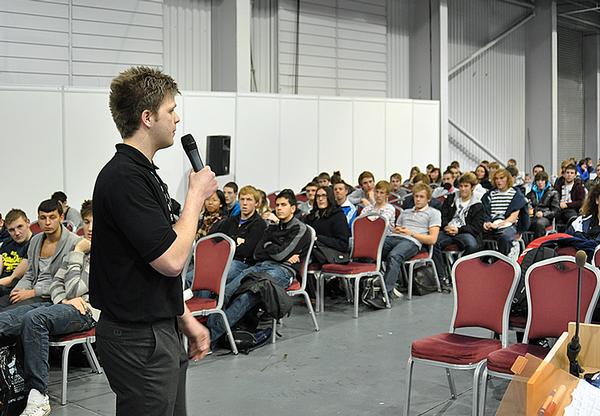 Icon Training offers a range of courses in leisure, fitness, 
coaching, management, customer service and business administration