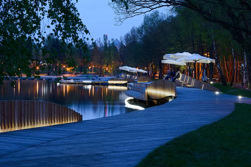 Skitek said: 'Paprocany Lake is loved by citizens. Now they have a new space directly on the water and they like to use it at any time. It is a really good working public space' / Tomasz Zakrzewski / archifolio.pl