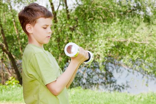 Researchers randomly selected 102 children between the ages of 10 and 14 / Shutterstock.com/PavelL