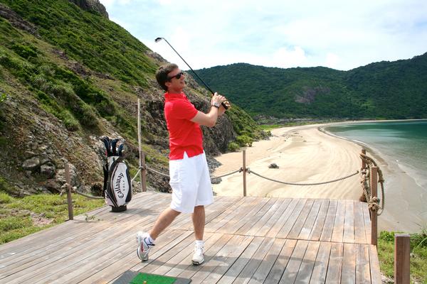 The fish food golf balls could revolutionise the way coastal courses design driving ranges