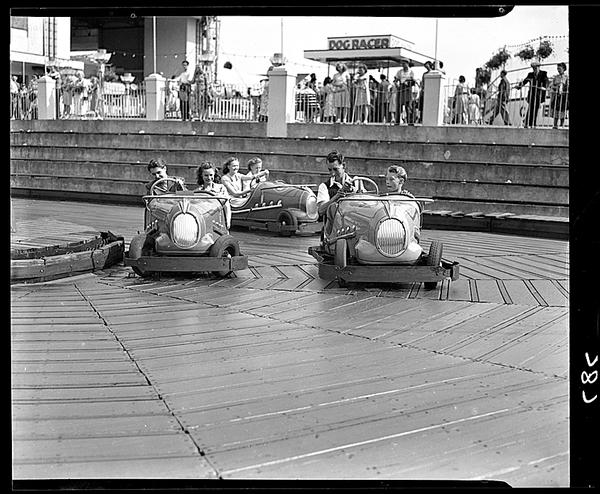 People go-karting at Dreamland in the late 1950s / PHOTOS: © SEAS Photography
