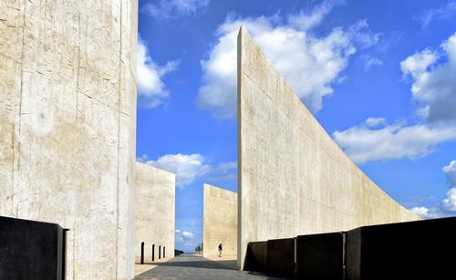 The Flight 93 National Memorial has opened to the public with designs by Paul Murdoch Architects