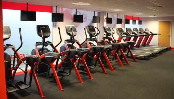 To reinforce the Snap Fitness brand, equipment frames and upholstery were customised to incorporate the branding and logo