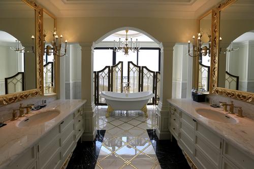 The European-style interiors feature marble flooring and furnishings / Vinpearl Ha Long