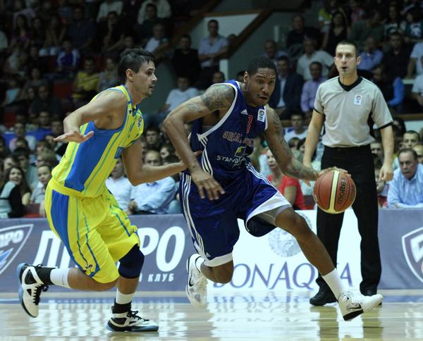 Basketball England complained after it had its elite funding cut – despite under- performing for a number of years / PIC: ©www.shutterstock/Oleksiy Naumov