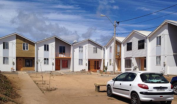 Earlier this year, Aravena announced that he would make a number of his housing designs available for free / ©Elemental