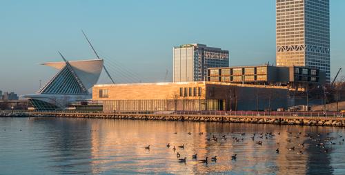 HGA were architects of record for the six-year redevelopment / Milwaukee Art Museum 