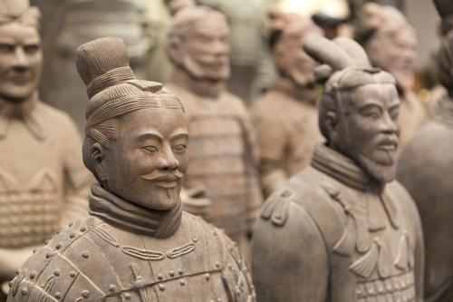 Historical forgeries are becoming a huge problem for China's museums / Shutterstock / lapas77