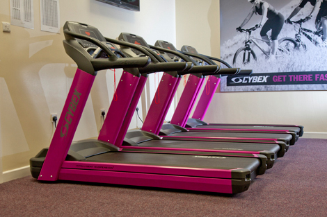 CYBEX matched frame colours to the gym’s own branding