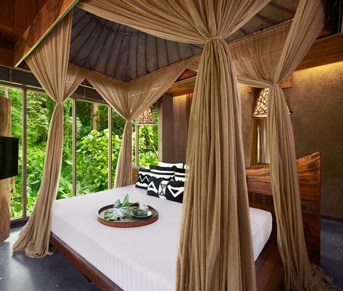 The Clay Pool Cottages reflect the earthiness of the fictional Pa-Ta-Pea clan / Keemala