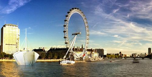 Christian Coop, design director of NBBJ, said: 'In a dense modern city such as London the Thames provides a unique open vista where the history and origins of this great city can be viewed' / NBBJ