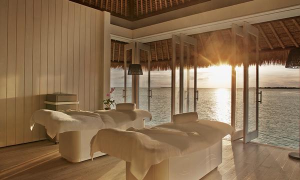 The neutral interiors of the spa help to emphasise the stunning outside setting
