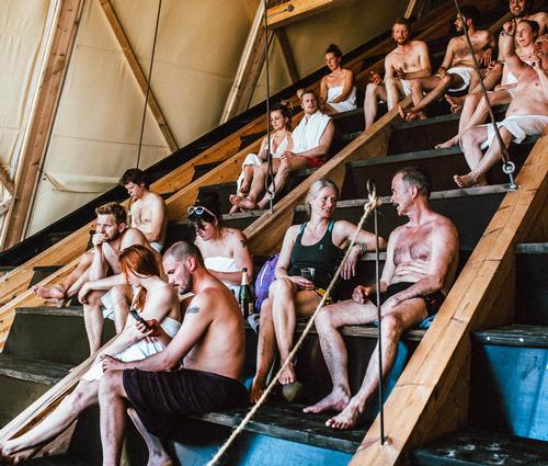 The amphitheatre-style seating of the sauna means the space will also be used for a programme of events / Salt Sauna, Bodø, Norway, (c) Martin Losvik, courtesy salted.no