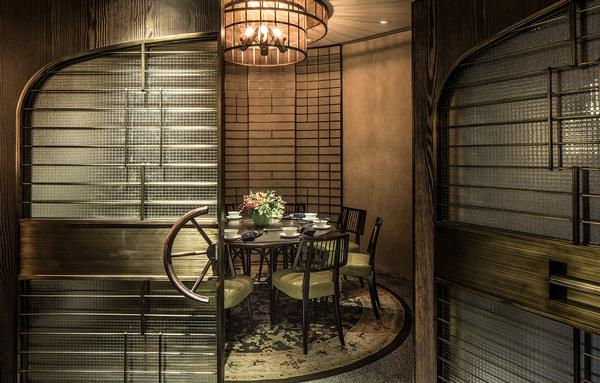 Mott 32 features one large general dining area and five small private dining rooms