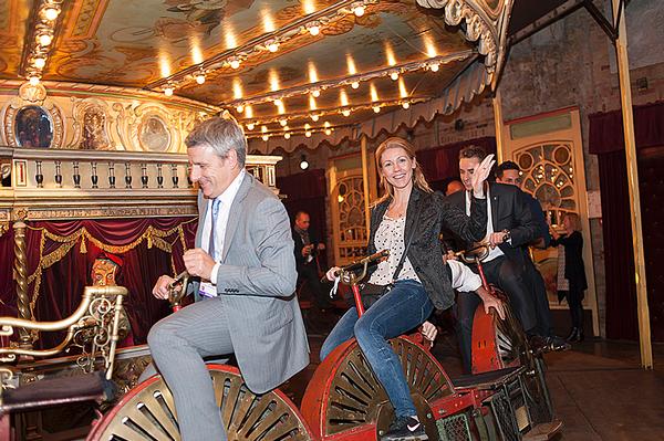 EAS offers valuable networking opportunities. The 2013 event started with a spectacular evening at a fairground museum