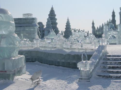 China's ice capital plans Russian theme park