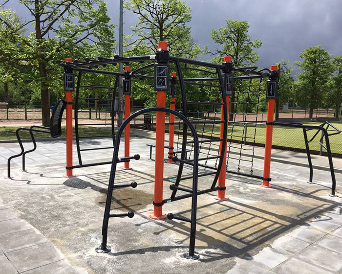 Life Fitness installs outdoor training system at Newham community gym