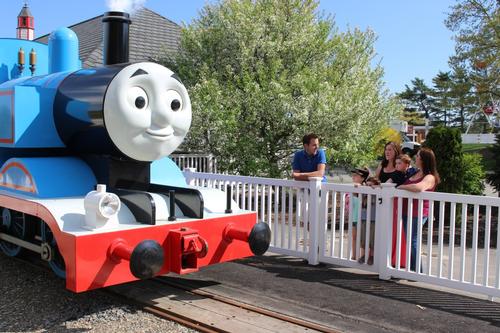 World's largest Thomas Land comes to US