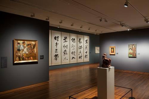 The gallery’s collection does not feature any artists from Europe, with part of the ethos behind the gallery to showcase southeast Asia’s prominent works / BETON-BRUT