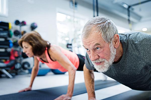 People who exercised regularly were half as likely to develop dementia as those who were sedentary / photo: shutterstock.com