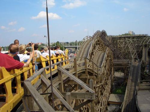 175-year-old theme park shuts down in Hungary
