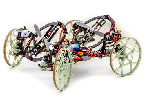 Weight on the VertiGo has been minimised by using a central carbon-fibre baseplate