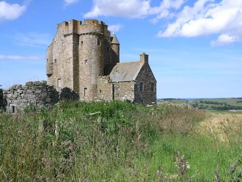 Russian princess to turn Scottish castle into luxury hotel