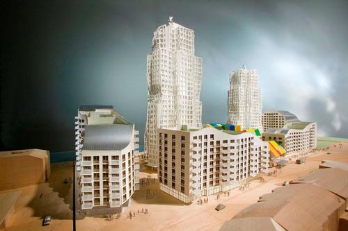 Frank Gehry's controversial 2005 design for the site / Karis 