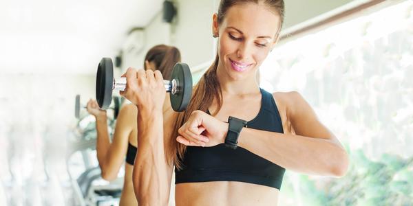Operators should look at growth areas like wearables and virtual exercise / PHOTO: SHUTTERSTOCK.COM/Mila Supinskaya