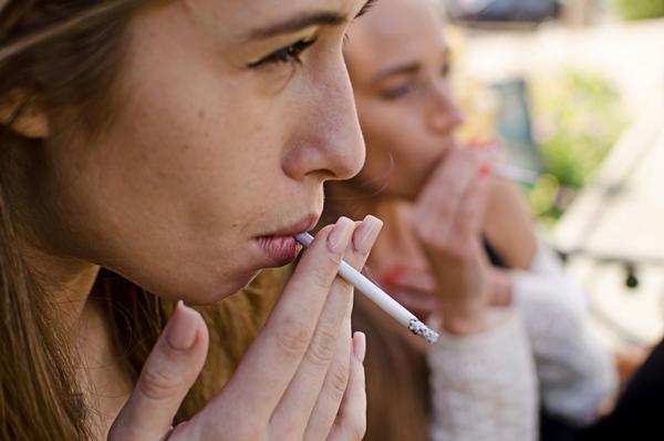 Fewer than one in five adults smoked in Britain in 2014 / Photo: SHUTTERSTOCK.COM