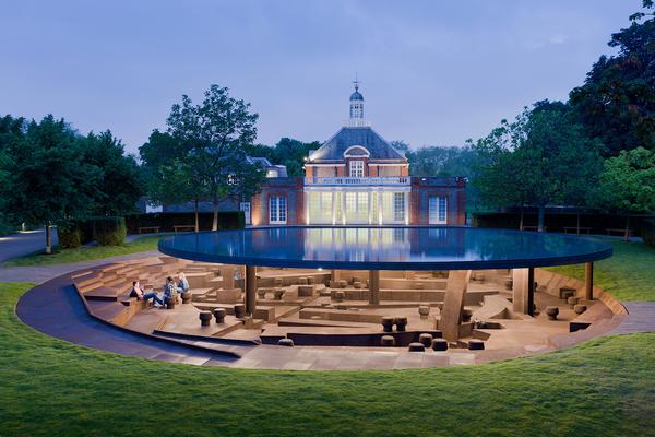 The Pavilion's interior is clad in cork, which was chosen for its sustainable properties / Herzog & de Meuron and Ai Weiwei © 2012 Iwan Baan