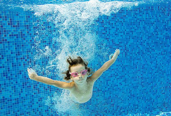Wait to test until kids’ motor skills have developed / SHUTTERSTOCK