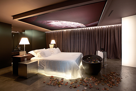 The décor throughout is one of seductive luxury