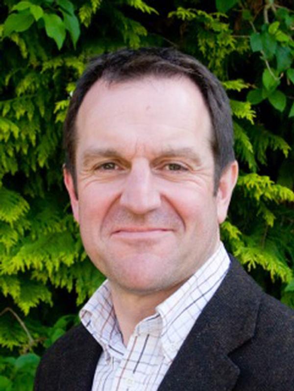 Dr Melvyn Hillsdon