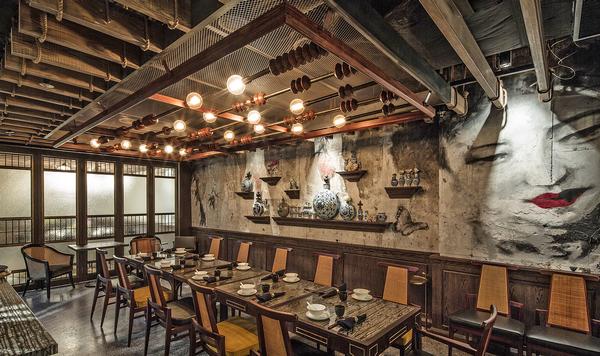 Mott 32 features a large dining area and five private rooms; Vasco’s luxurious dining room