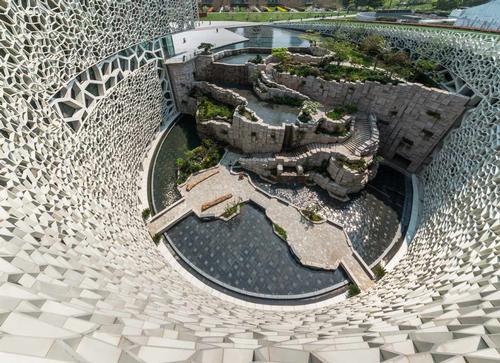 / Perkins + Wills