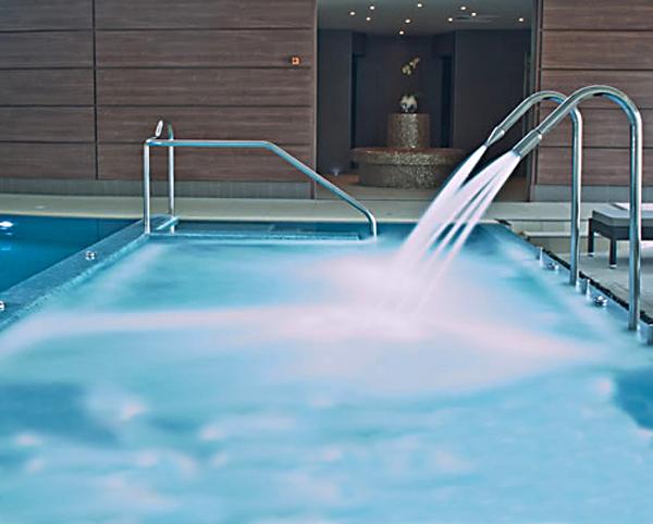 Mere Health Club & Spa 
