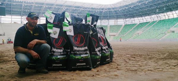 The club is the first in Hungary to have a fibresand and seeded pitch